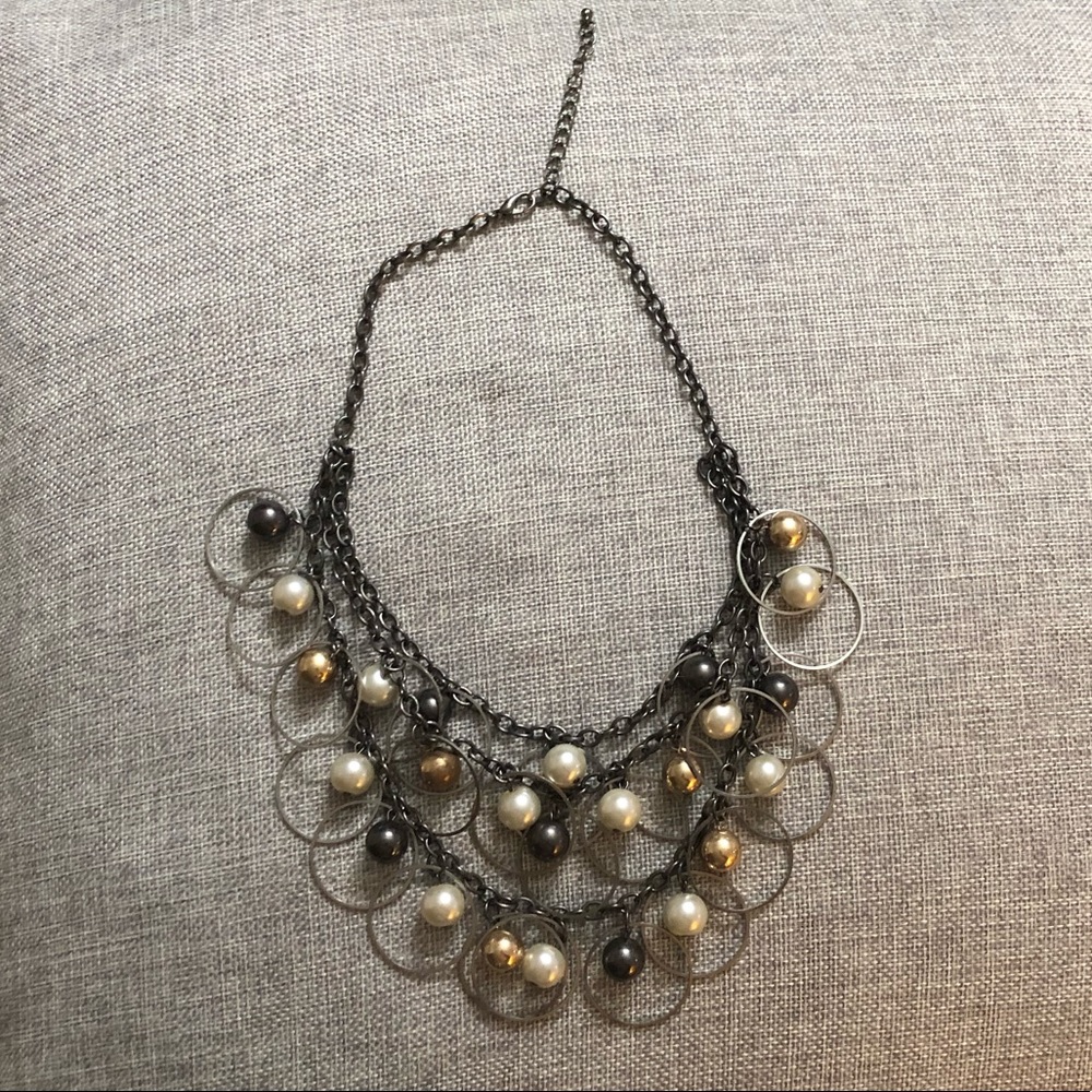 Black, pearl and gold hoop fashion necklace